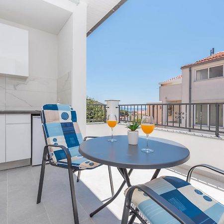 Apartments Petrusic Makarska Eksteriør billede