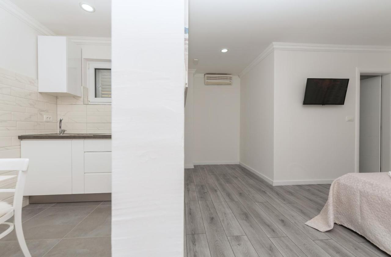 Apartments Petrusic Makarska Eksteriør billede